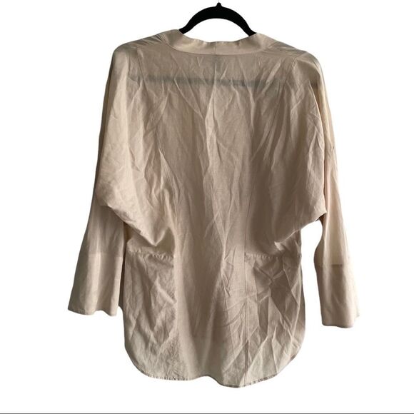 BCBGMAXAZRIA Tori Cotton Silk V-Neck Long Sleeve Popover Shirt Blouse Tan XS - Picture 3 of 7